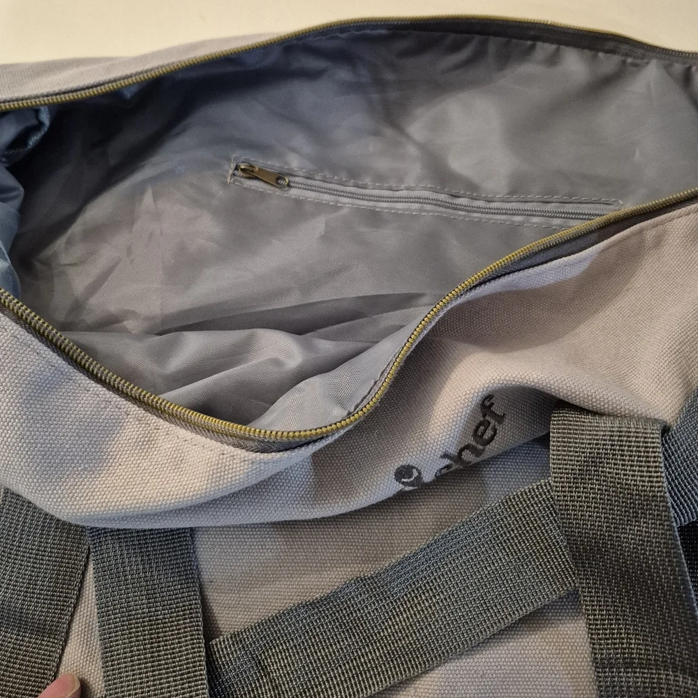 Pampered Chef Gray Duffel Bag with Brown Trim